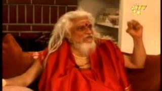 Sri Sri Sri Viswayogi Viswamjee Maharaj : ITV Interview on Sathya Sai Baba