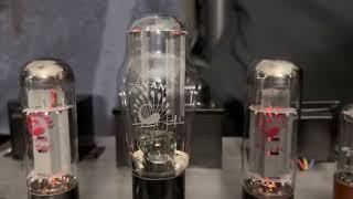 The Sounds Of The Vaccum Tubes AMPLIFIER!!!