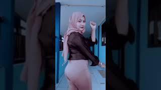 Hijab Bokong Gede Celana Ketat