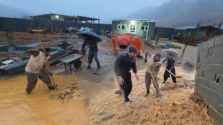 Torrential Rain Causes Flash Flooding in Amir's Backyard️