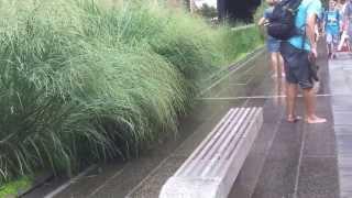 뉴욕 맨하탄 하늘공원( High Line Park)의 인공 시냇물 2013-08-09 12.00.56