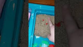 Kinetic Sand #sand #sandbox #kineticsand #kinetic #kineticsandcutting #satisfying #tiki #shorts