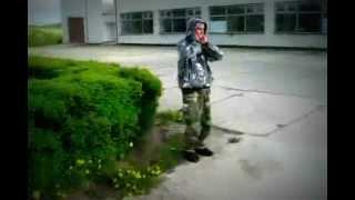 Jackass - Živý plot 02
