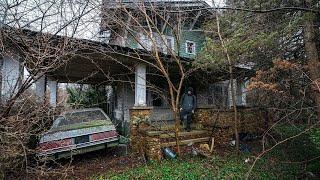 Family's House Left Abandoned in the Woods