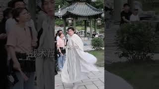 #莲花楼 莲花与阿飞开启搞笑模式，冤种兄弟组看来不像演的！ #成毅 #曾舜晞 #MysteriousLotusCasebook #iQIYI