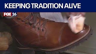 Houston shoe shiner keeps tradition alive after 55 years