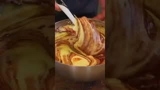 Рецепт шоколадного брауни с соленой карамелью. Полное видео уже на моем канале. Подписывайтесь!