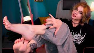 Cute Emo Girl Feet #feet #cute #tiktok #piedini