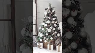 Farmhouse Christmas #farmhouseinspired #countrystyledecor #christmasdecorations