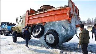 Camiones Enfrentandose al Desierto polar en Peligrosas Carreteras congeladas