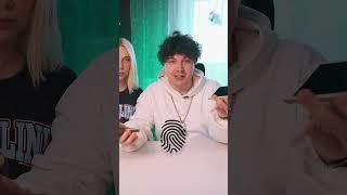 Телефон бьет током - берегись Томас!