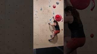 Climbing in Québec, Montréal, Allez-up MileEnd (tiny footholds)