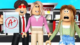 PRINCIPAL Has A CRUSH On My MOM! (Roblox)