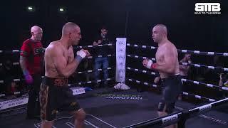 BAD TO THE BONE BKB   Szymon Gunia vs Ste Wallwork