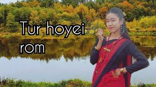 Tur Hoyei Rom || Surekha Chhetri || Dance Cover By Sweety Roy
