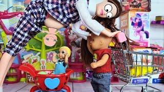 AUNT, GIVE ME THE BABY! I NEED A BROTHER! Katya and Max are a funny family of BARBIE dolls And LOL