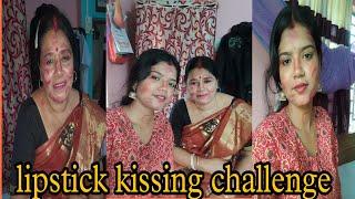 Lipstick  kissing  challenge  //  mom  me lipstick  kissing  funny video