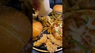 Johar Famous Burger Platter️ Karachi Street Food