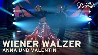 Anna & Valentin tanzen einen eindrucksvollen Wiener Walzer   | Show 11 | Let's Dance 2023