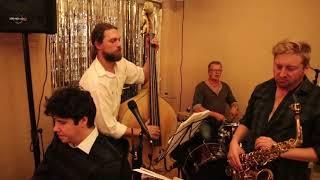 Jazz 42 & Friends Straight no Chaser
