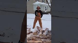 Fiskars X25 Splitting Axe 🪓 is a BEAST