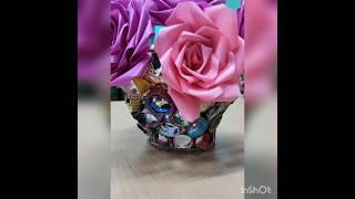 Vase Made from Magazine Pages #DIYVase #MagazineCrafts #UpcycledDecor #RecycledArt #HandmadeVase
