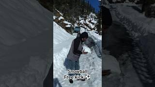 Shimla snowball snowbreak Free Kick  #shimla #kufri #snowbreak