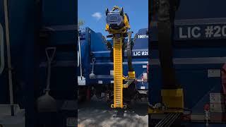 new McNeilus mack side loader