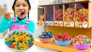 Maddie, Eric y Wendy Juegan con Máquina de Cereales | Historias Educativas para Niños