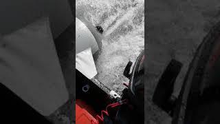 Не стоит покупать Альтаир нднд. Брызги со всех сторон летят в кокпит. Петух!