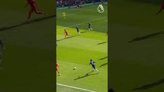 Julio Enciso scores 35-yard STUNNER vs Chelsea 