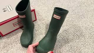 Review: Hunter Hunter First Classic Navy Rain Boots (Toddler/Youth)