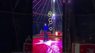 жонглер  #circus #цирк #juggler #magician