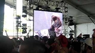 Kraze and Klever live edit of Sweet Shop @ Coachella 2010, uuge