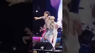 Yoongi's surprise performance at PSY concert #psy #thatthat #suga #minyoongi #yoongi #bts 