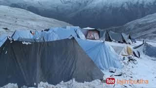 Himalayan life into the snow || Nepal || lajimbudha ||