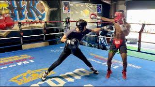 *TECHNICAL* SPARRING AT THE BOXING GYM!!!