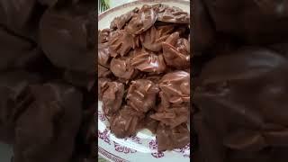 CHOCOLATE ALMOND CLUSTER  Foodfest 101 #shorts #reels #chocolate #tasty #youtubeshorts