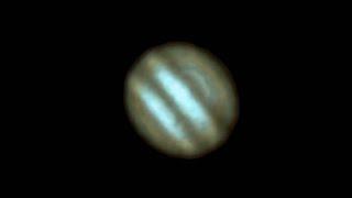 Jupiter Through Celestron C90 MAK - Stacking Video Frames in Lynkeos