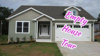 Empty house tour at Moms | Kenzie Marie
