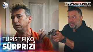 Fiko'nun, Mesut İle Tanışması #ArkaSokaklar Özel Klip