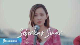 SEBERKAS SINAR - NIKE ARDILLA ( IPANK YUNIAR ft. MEISITA LOMANIA )