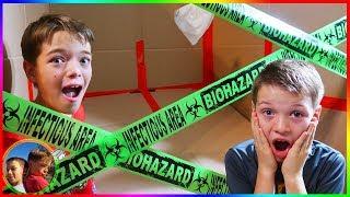 Box Fort Maze Halloween Haul  / Steel Kids