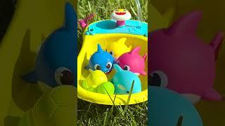 Toy Baby Shark Family in the Shower Doo Doo Doo! #shorts