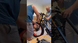 installation my colleague his new dual motor e-bike 2000 watts aunboxing #rideelectric