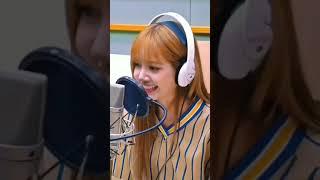 lisa sings baby shark    #blackpink #subscribenow #youtubefunny #lisa #rosé #jennie #jisoo #funny