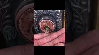 Broken Key Extractor #viral #shortsvideo #lock #broken