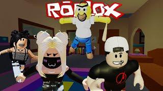 Побег от ПИГГИ СИМПСОНА! The Piggysons в Roblox