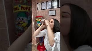 Girl downs the whole bottle of vinegar in the kebab shop while waiting for her food | CONTENTbible