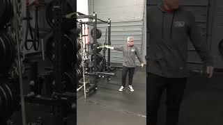 ONE ARM BAND PULSES WITH MOVEMENT